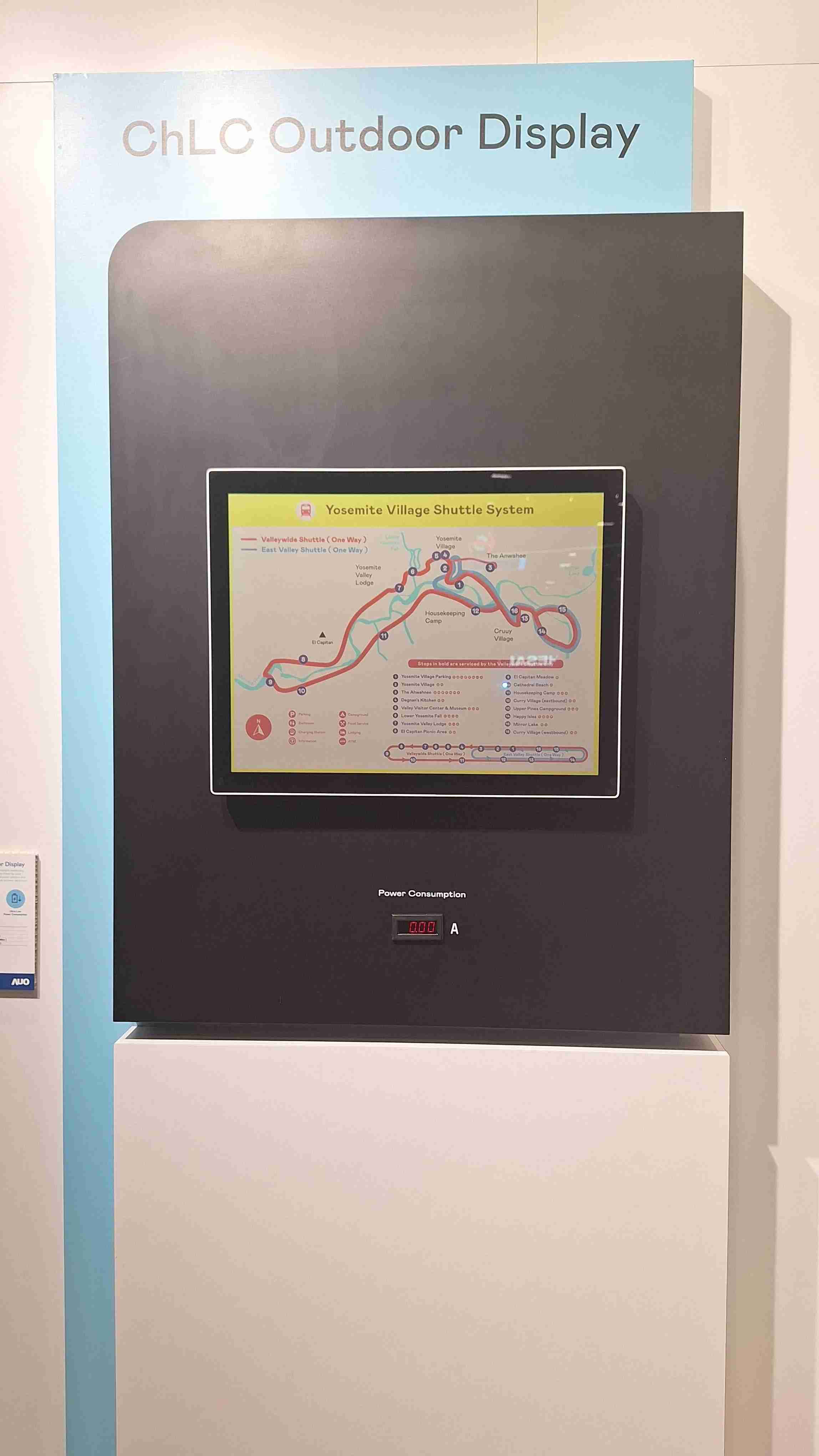 YAXIN111的「胆固醇液晶超低耗能户外全彩显示器」不只环保省电，，，，且符合户外严苛使用环境，，拥有在摄氏-30度至85度下的宽温使用优势，，并且强光愈强愈能呈现绝佳的色彩饱和度及显示效果，，易于安装的特性将成为户外电子看板的新首选。。。。